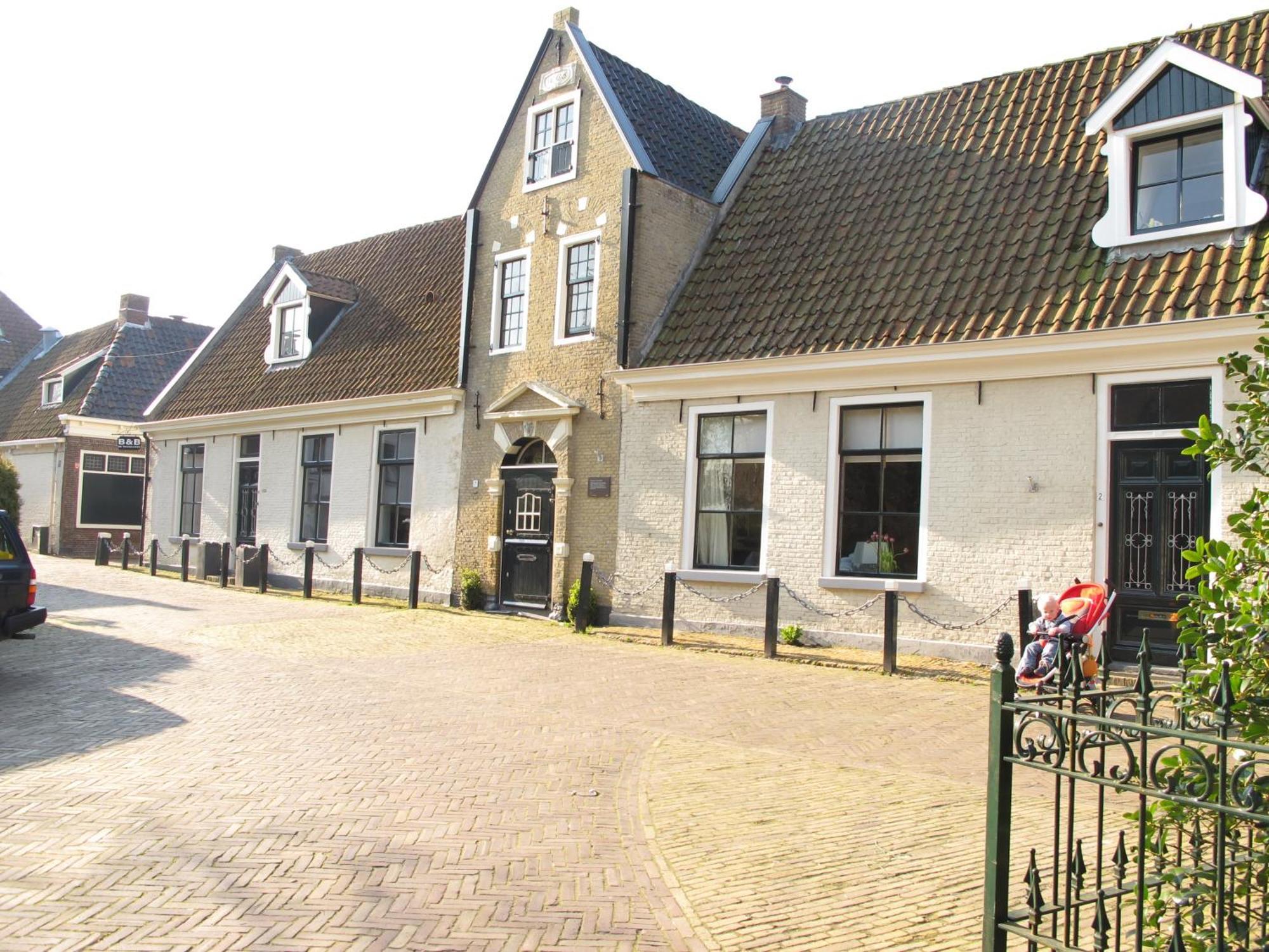 De Thuiskamer In Grou Als B&B Of Vakantiehuis Exterior photo
